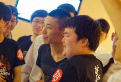 旭旭宝宝直播间91级,直播间见证传奇诞生